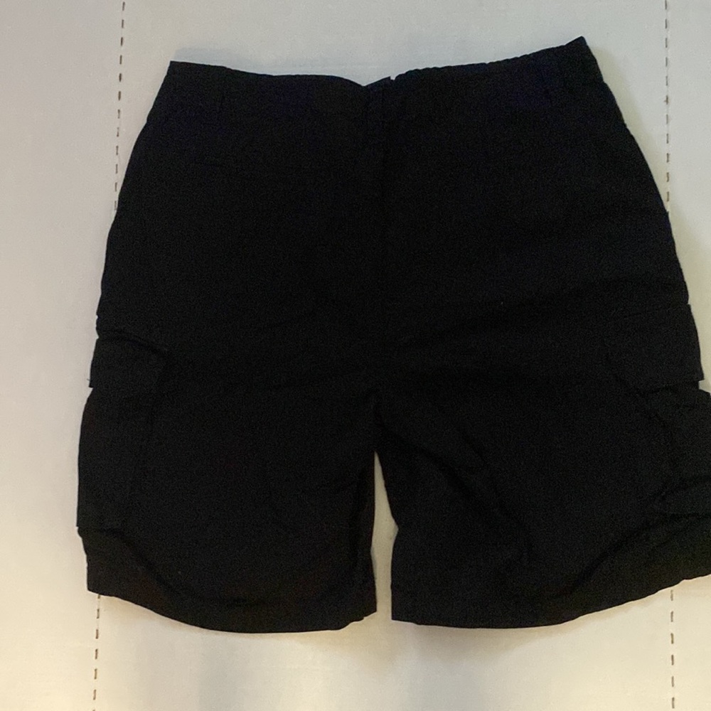 Shorts - Picture 3 of 3